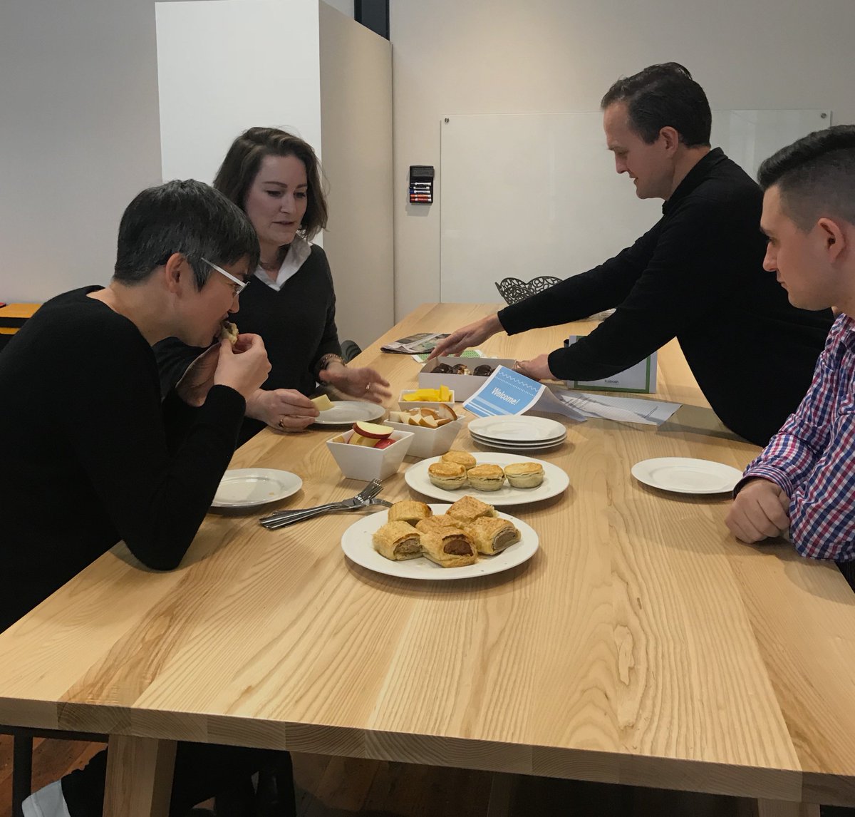 MethodRecycling's tweet photo. Here's our Wellington team this morning supporting local change-makers @Kaibosh_NZ and their #MakeAMealInMay campaign. For every $20 donated, Kaibosh provide 20 meals to those in our community who need it most. Find out more here - https://t.co/pcZz8kmSwd https://t.co/kLDzwSQzRh