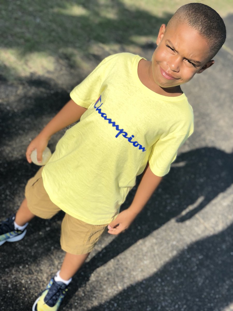 kya_lightbright's tweet photo. R.I.P daddy will forever watch over you miss you more than ever 💙💛🤞🏽 https://t.co/1bwVLTfV7S