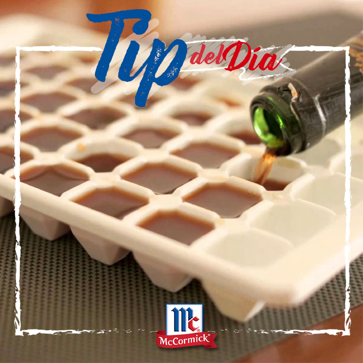¿Qué hacer cuando sobró vino de la fiesta? ¡No lo botes! Viértelo en moldes para hielo, deja que se congele y úsalo cuando tengas recetas que necesiten el uso de vino.