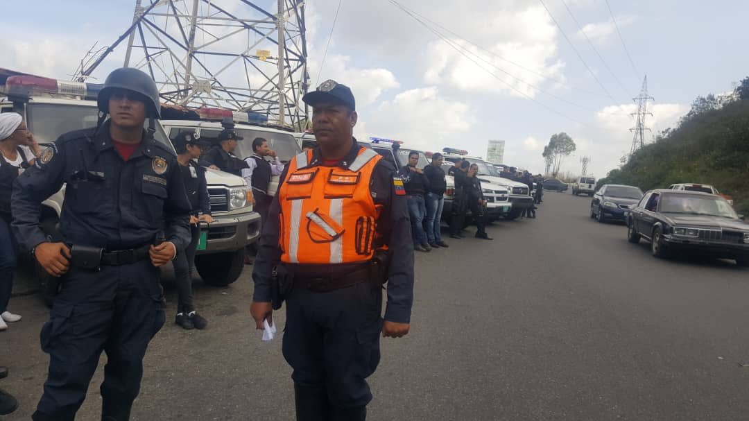 DouglasRicoVzla's tweet image. Continúa despliegue de seguridad en El Junquito. 
#CICPC