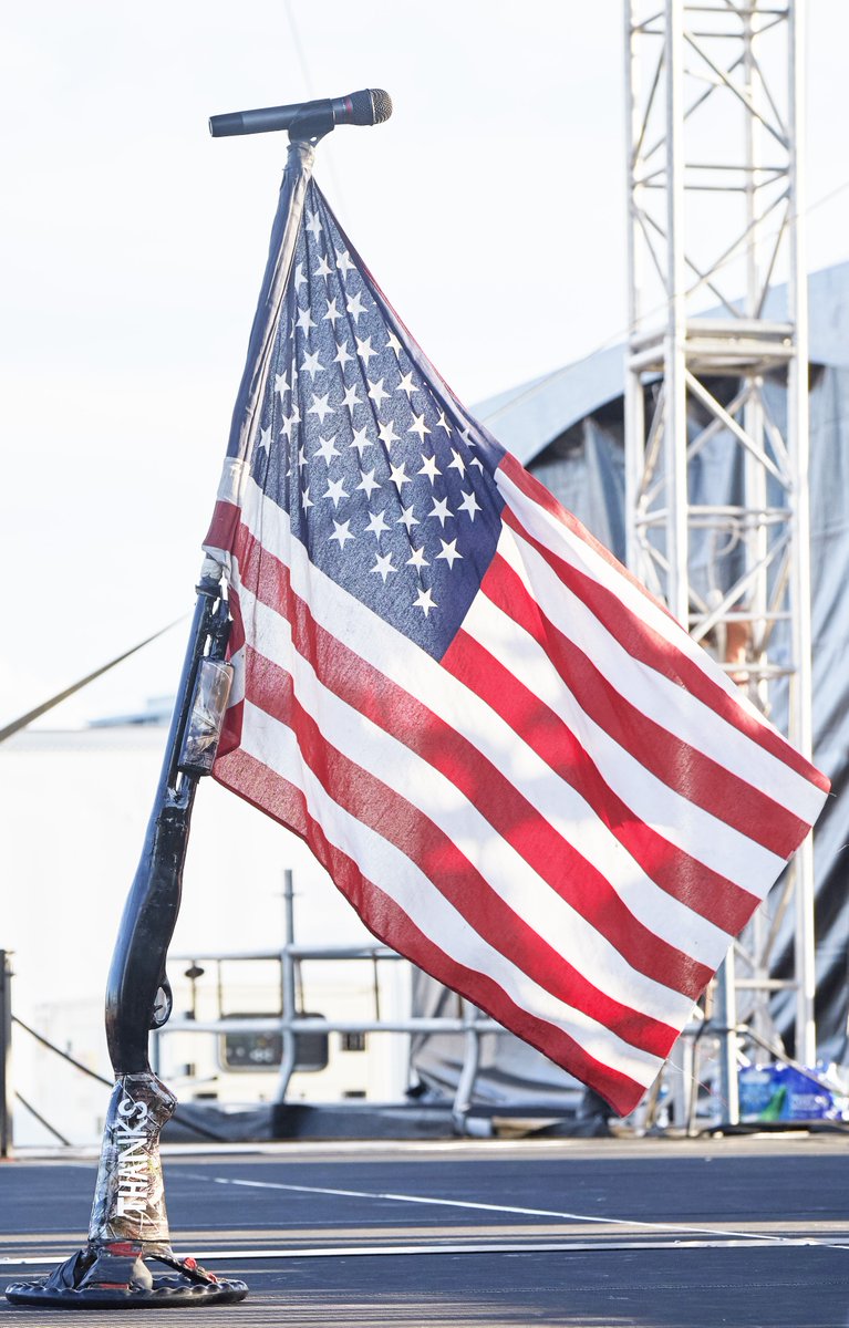 Today, we remembered those who gave the ultimate sacrifice for our country. Thank you. #MemorialDay