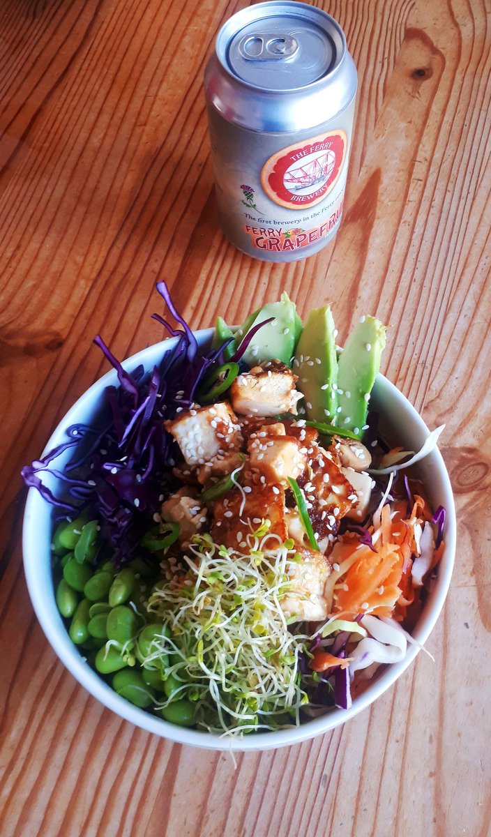 VPetlan's tweet photo. @FerryBrewery #FerryTastyAles Poke bowl with Ferry Greapefruit https://t.co/vuFG1wKh1v