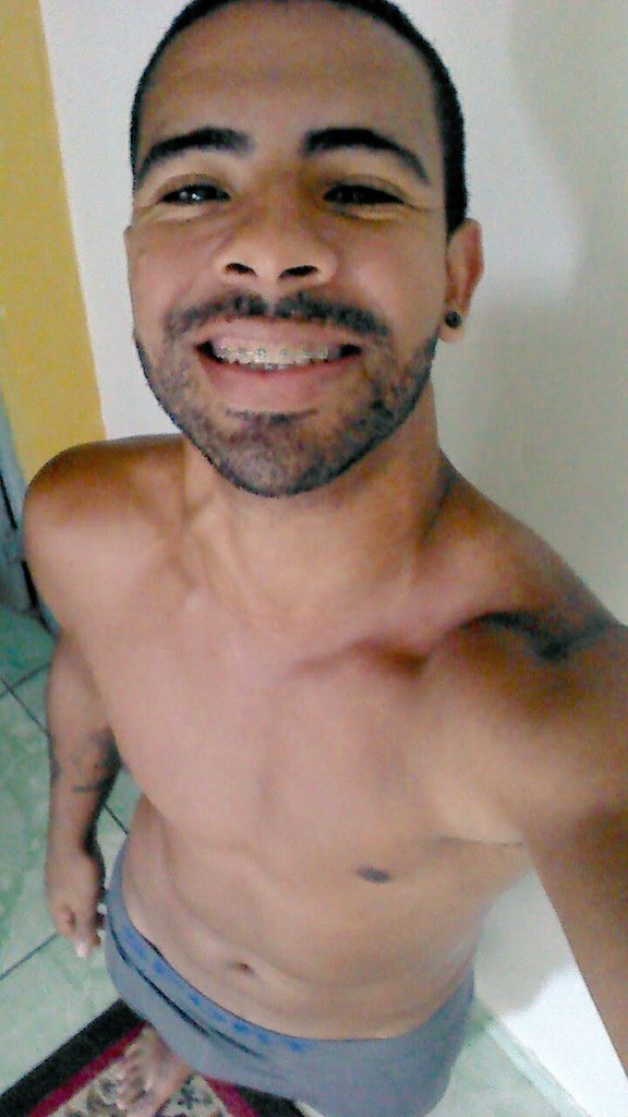 Thiagorj10's tweet photo. Din Din Din to ficando bonitin !!!!!!
#seengana
#combarba
#sembarba https://t.co/3rDYCqntGS