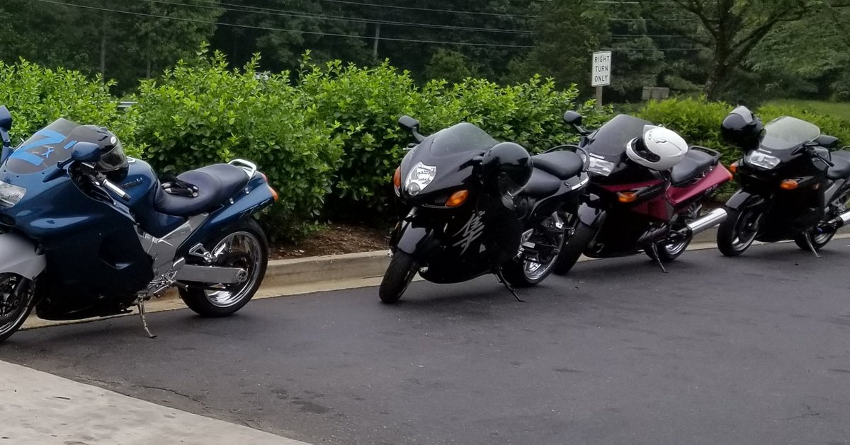 DCBIKER_RR's tweet photo. When you have a friend that owns 15 bikes, and invites you to take out an old school ZX11 for a long  group ride... #winning #bestdayever #kawigang #kawasaki #zx11 #suzuki #hayabusa #groupride #rideordie #weoutchea #whereuat #dcbiker https://t.co/RjXzNJG4YR
