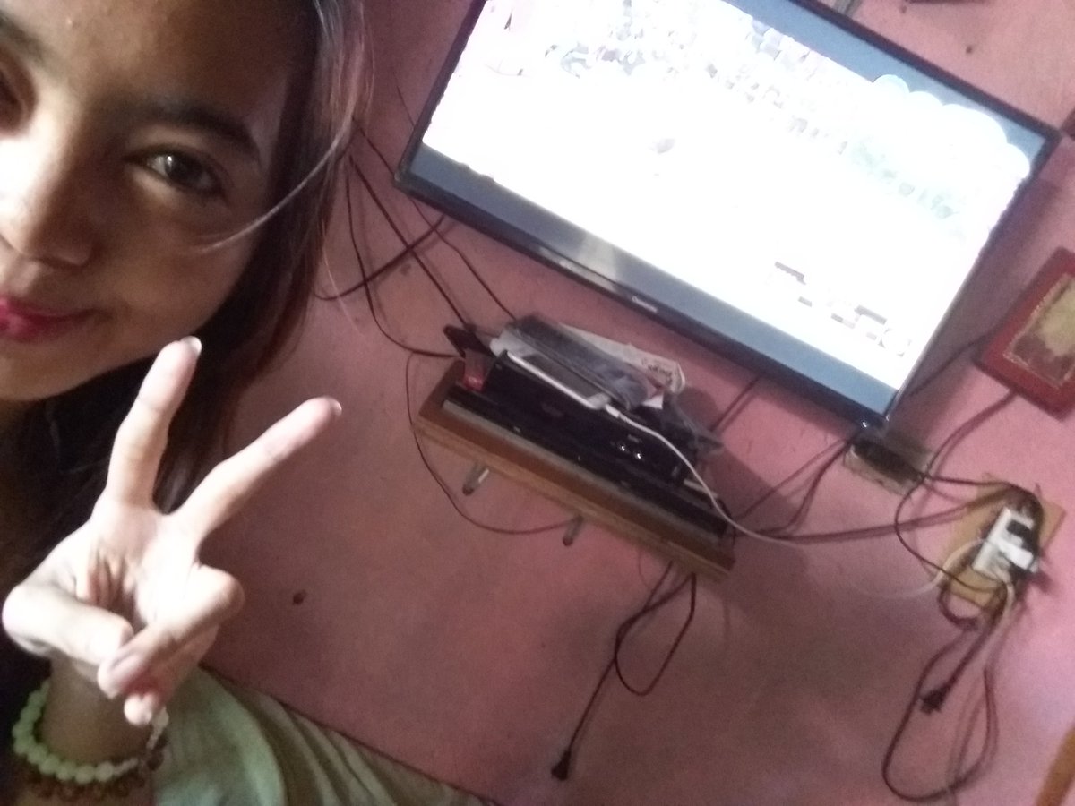 betcha_072311's tweet photo. Go Warriors!! Ravaaaaaan!!
Shoutout sa Romo Family at sa mga kasama ko manood at sumigaw dito sa bahay
#NBAONABSCBN https://t.co/BnjfO9WBxc