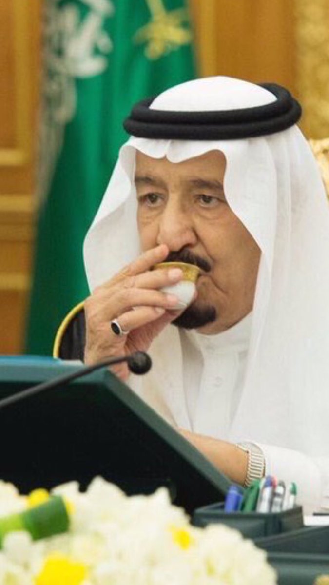 t_omi7's tweet photo. #الكويت_ترحب_بتميم_المجد

ماينفع الخايف والايام عجلات
الخوف ماينفع ولا القول والقيل

حنا هل العوجا ولابه مروات
شرب المصايب مثل شرب الفناجيل https://t.co/JAf7Ri5WOv