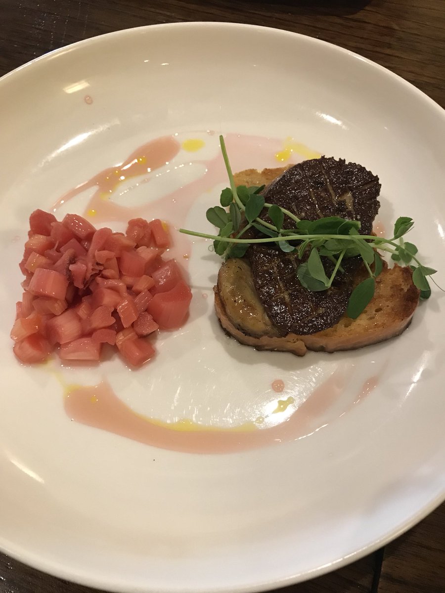 lcdniagara's tweet photo. Thank you @Vintage_Hotels @InnOnTheTwenty for hosting tonight’s @ClefsdOrNIA meeting @LesClefsdOrCAN #InServiceThroughFriendship #YourKeyToEverything #JordanON @TheTwentyValley @TownofLincolnON https://t.co/pSrGEbFthm