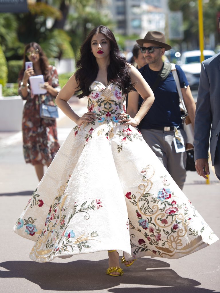 #Cannes2017 Memories 🌸💗
#AishwaryaRaiBachchan #AishwaryaRai