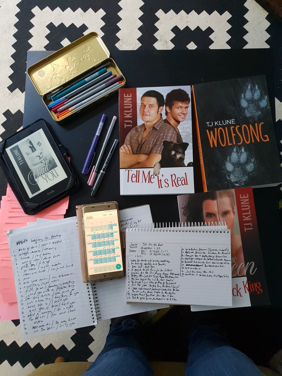 MiaReadsBooks's tweet photo. And the prep begins for the next few months of #Klunatic read-alongs:

June - Tell Me It's Real
July - Wolfsong
(Aug - no read-along as Ravensong releases 31 July)
Sep - The Queen &amp; the Homo-Jock King
Oct - Until You

@tjklune your chapter headings really are the best! 💙💙💙 https://t.co/nExWjv1jQu
