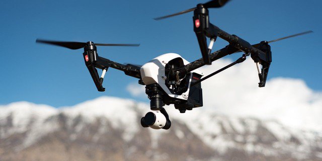 dronezarecool's tweet photo. Best drones for aerial photography,DJI dominates the list https://t.co/b4DO37a2YL #photography  #4k #DJI https://t.co/3ChM8bFnrk