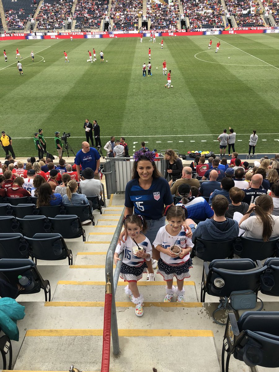 KatPerko's tweet photo. We❤️you @EricLichaj 🇺🇸⚽️❤️ #usa #usmnt #15 https://t.co/mb91IXswEa