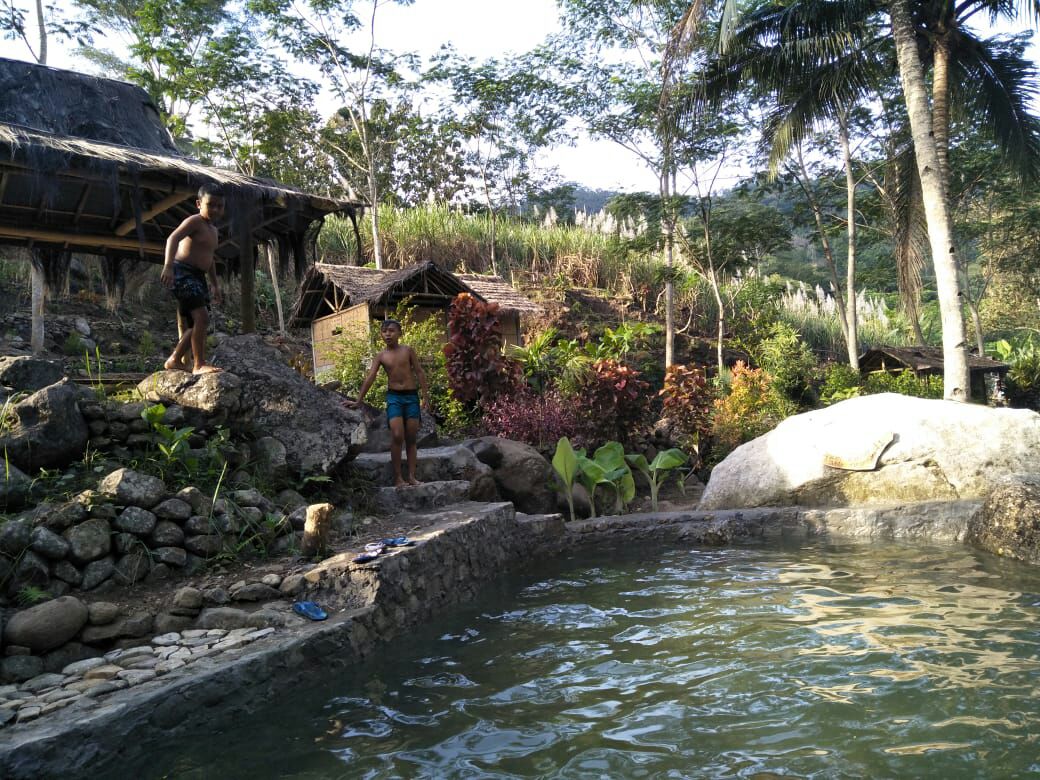 area_jogja's tweet image. Kalau ini wisata alam Pringtali

Ada kolamnya kecil
Saran sih kalau kesini ini naik motor aja krn akses jalan belum terlalu baik. Tp gapapa bsk pasti segera diperbaiki 

Ayo gaes #MampirKulonProgo

Sumber: @watespahpoh