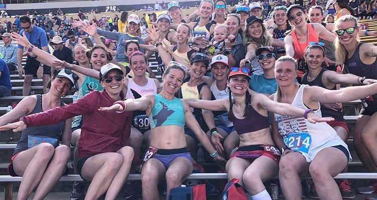 oiselle's tweet photo. A few people did this little run out in Boulder today. Oh hey team!👋 #BolderBoulder #oisellevolée (via @rdenler88) https://t.co/9fhWWqyxX3