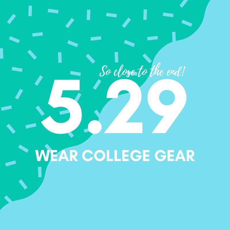ahsco2018's tweet photo. TOMORROW!! Wear your college gear guysss🤗 also.... only 9 days left of HS😨 https://t.co/vguNJfCdYi