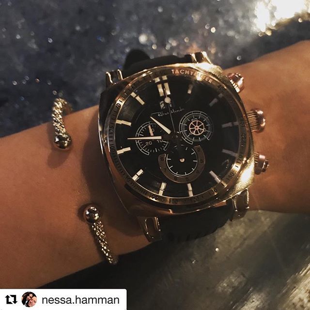 alisoltani's tweet photo. Enjoy in good health! ⚜️ #Repost @nessa.hamman ・・・
Thank you @ritmomundo!! #watches #wristcandy #obsessed
•
•
•
#Watchanish #watchinsanity #watches #watchaddict #timepieces #ootd #wotd #watchoftheday #gentlemen #realestate #wristporn #styleoft… https://t.co/d7zjzLObbe https://t.co/qOSVSPirpF