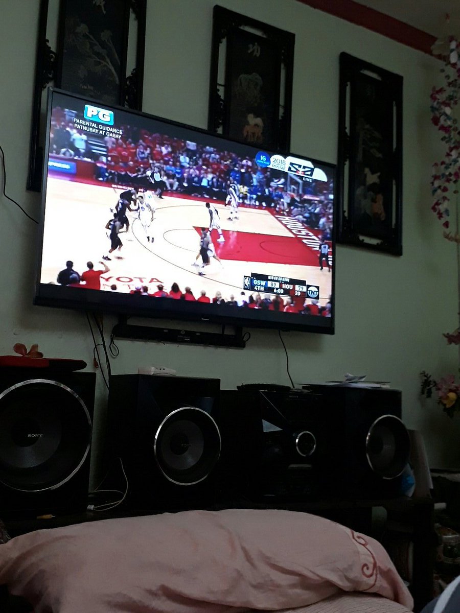 andrea_camiel's tweet photo. GSW for the win. ππ defense! defense!
#NBAONABSCBN #GSWvsHOU #GSWforthewin https://t.co/zuZy9SDEP9