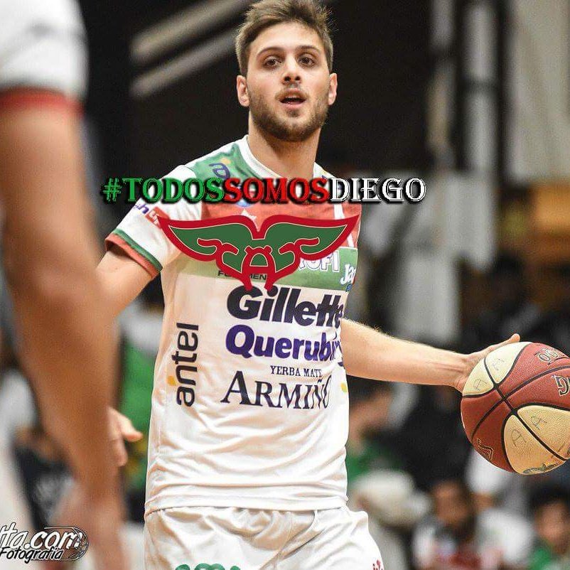 mpepper22's tweet photo. Desde las 19:00 super previa de final, y poco después de las 21..@Aguada_oficial (3) vs @ClubMalvin (3) https://t.co/xN1C2gDOKr o app dale Carajo que se va la última, vamos la aguada #juntosporlanovena #RadioHA https://t.co/dObj1cU4wk