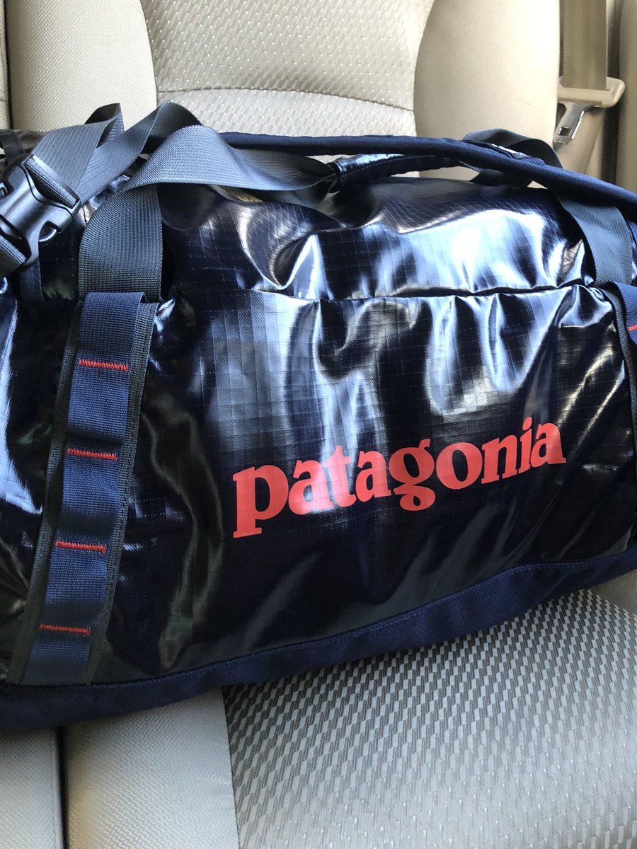 saucony spike bag