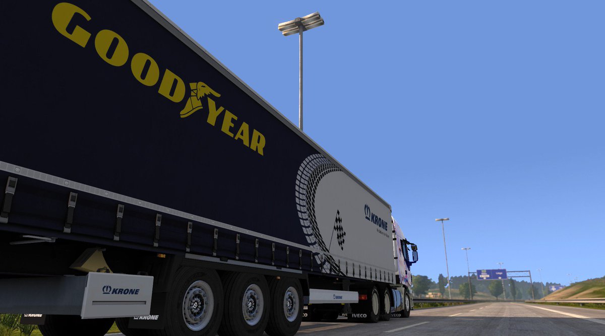 ksm2_nnrt's tweet photo. @IVECO @SCSsoftware Vive la Iveco! ("Start your Engine!" #WOTREvent ) https://t.co/L6DMh7a5pV