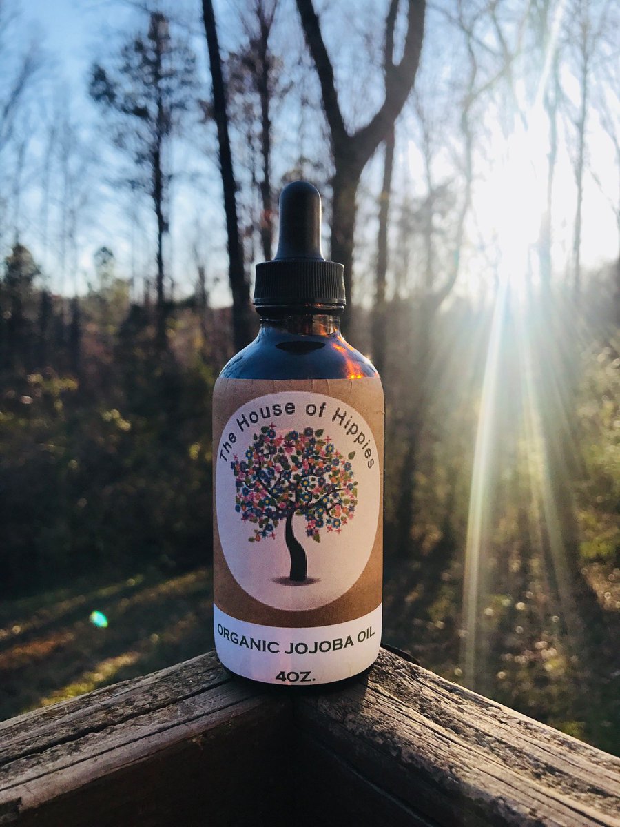 LesliePrindle's tweet photo. Excited to share the latest addition to my #etsy shop: Calendula Flower infused Jojoba Oil, Calendula Oil, Herbal oil, Infused Oil, Calendula Herbal Oil #bathandbeauty #jojobaoil #dryskin #eczema #skinoil #calendulaflower #herbaloil #herbalist #infusedoil https://t.co/5Mg9vLtT8Y https://t.co/SukFQ0k1td