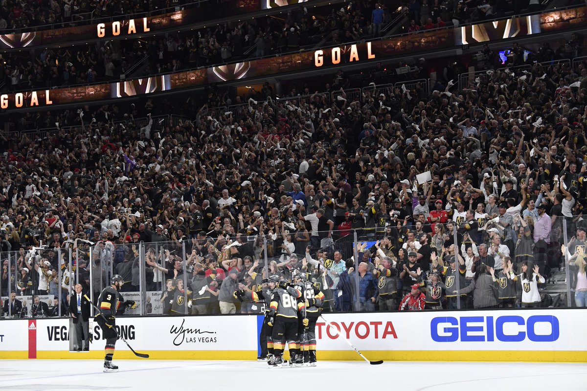 VIVA🕺LAS💃VEGAS