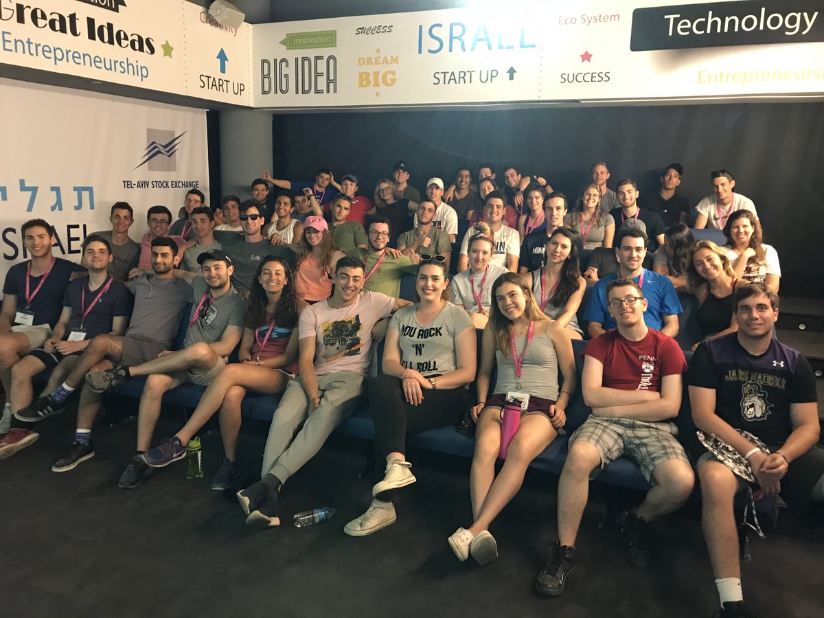 CroosingSocial's tweet photo. Enthusiastic, curious and funny @birthright @Penn groups hearing from @UriRavin all about the journey of the SUPERLINK - past and future #TaglitBirthrightInnovationCenter https://t.co/OasukBOYY2