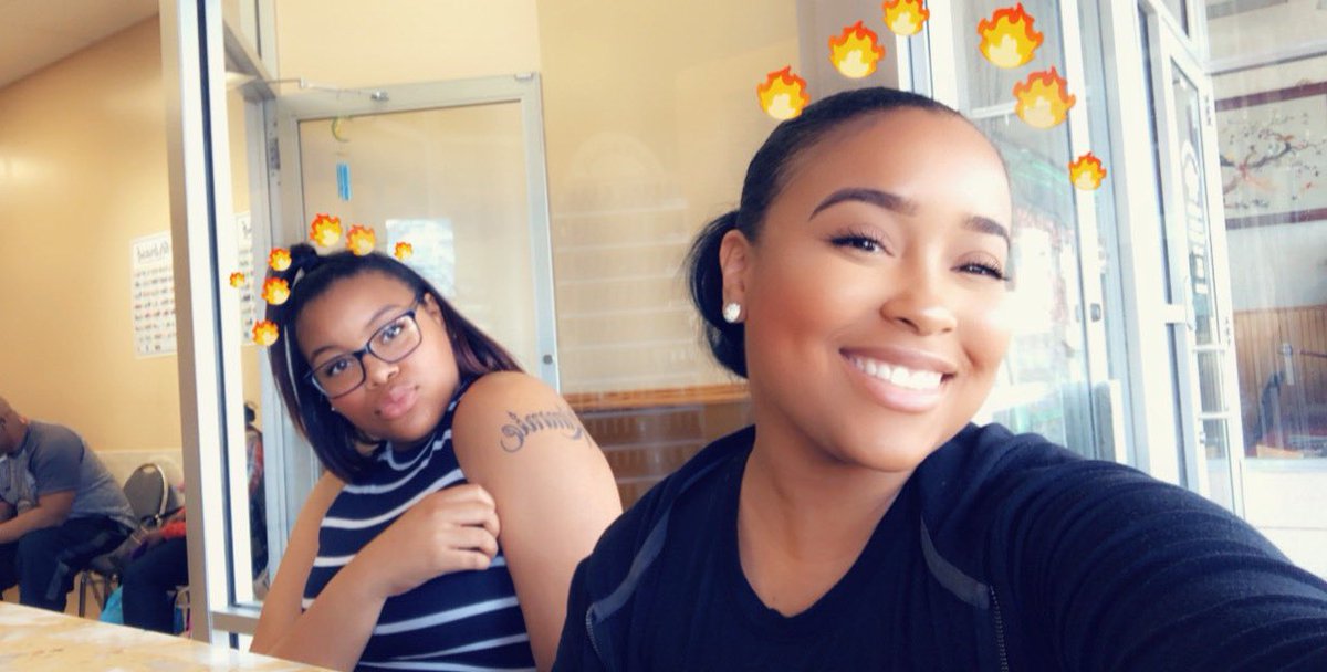 CallMeNychelle's tweet image. let’s welcome my little sister back to Twitter. 💙