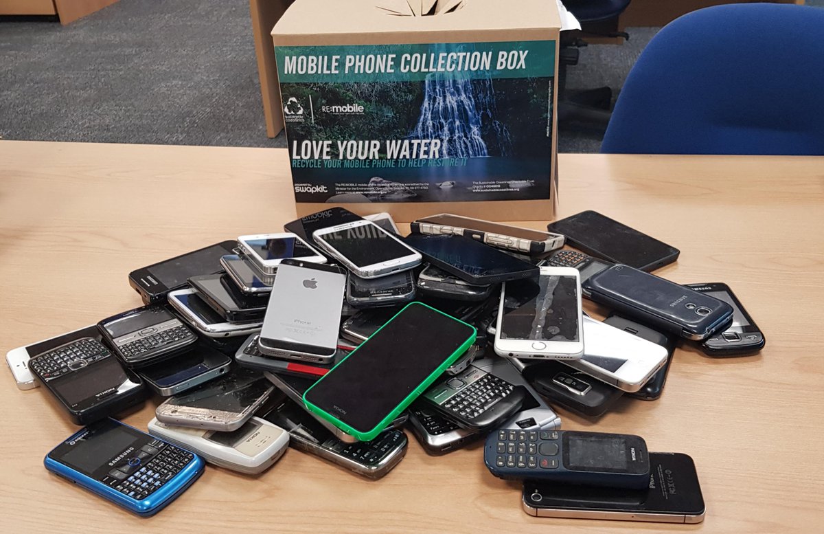 Last week we celebrated International Recycling Day! 

In the last financial year over 60 phones have been donated and recycled through RE:MOBILE

#fphcareers #globalrecyclingday #bringyourtalentstolife #RecycleAndReuse