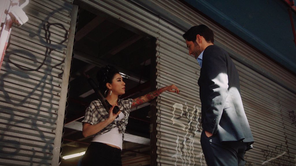 Ildymojo's tweet photo. And Ella as a bad ass chop shop babe. :) #Lucifer https://t.co/0ZKXHTqVUi