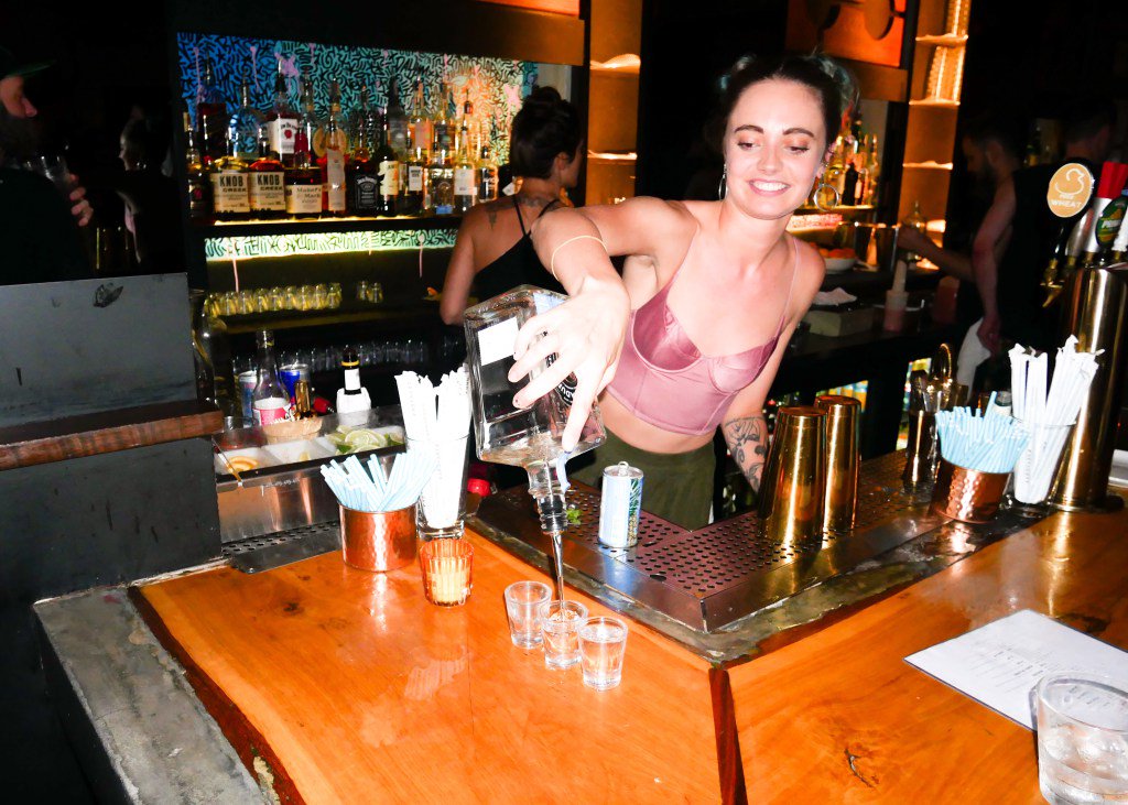 wegoodlooking's tweet photo. #PARTY: FREEHOLD, WE FREE / #wegoodlooking https://t.co/y7GnFBbXMz https://t.co/LMqKFo3sXs