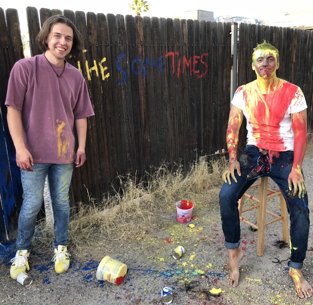 afewboys's tweet photo. Spence got a lil paint on his shoes https://t.co/kyCpFejTG1