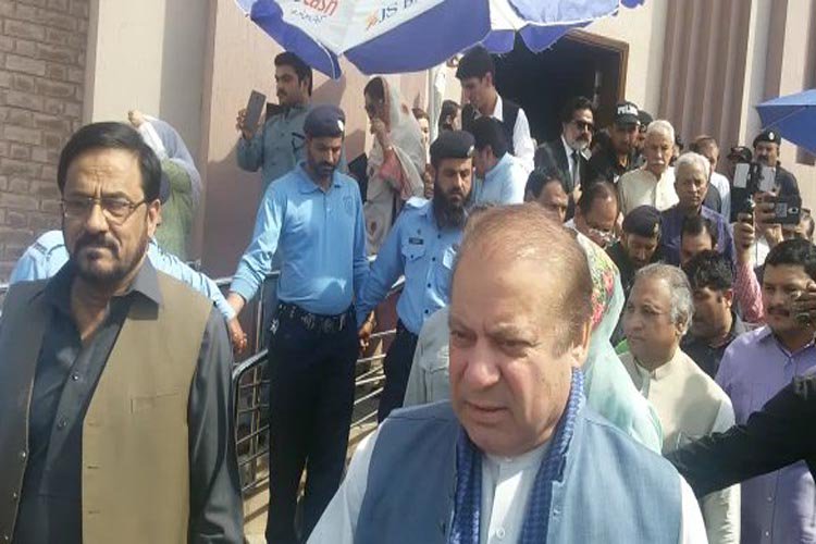 Nawaiwaqt_'s tweet photo. ان کی تعیناتی کو سراہنا چاہیے، ناصر الملک قابل احترام آدمی ہیں:نواز شریف
#NAB #AccountabilityCourt @CaptSafdarAwan #NawazSharif @MaryamNSharif #MaryamNawaz @pmln_org #PMLN @PTIofficial #CaretakerPM #JusticeR  #NasirulMulk #22ndChiefJustice  #Pakistan #PrimeMinister #Mulk @pid_gov https://t.co/c7eYxW36zq
