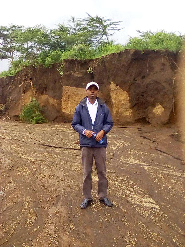 WMatubia's tweet image. Love lifted me