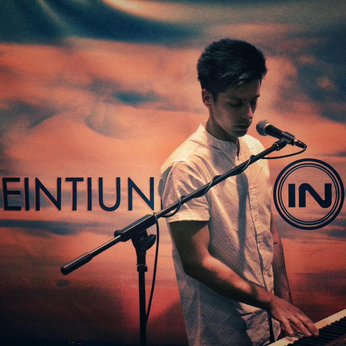 Este mes nos vemos mucho y muy gratis:
8 jun // @ccsplau // BCN
9 jun // @ccplenilunio // MAD
15 jun // <a href="/lalenguamoderna/">La Lengua Moderna</a>
22 jun // @ccbonaire // VLC
29 jun // sorpresa //
📸@mrbanet