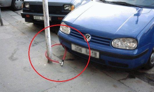 Segurenor's tweet photo. No te fíes del sistema #antihurto que te vende tu colega, quizá no te sirva de mucho :) :) :) #quenoterobenelcoche #seguregal #sistemasdeseguridad https://t.co/MRmp6JxsqW
