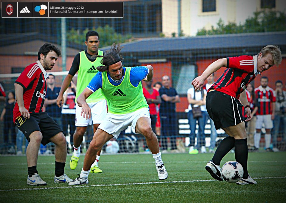 Campioni come Maldini e Serginho sono scesi in campo sfidando gli utenti di Fubles.

A distanza di 6 anni ancora non ci sembra vero!

⚽️ ⚽️ ⚽️
Continua a giocare su #fubles per incontrare altri campioni.
#calcetto #ilcalcioèdichiloama
