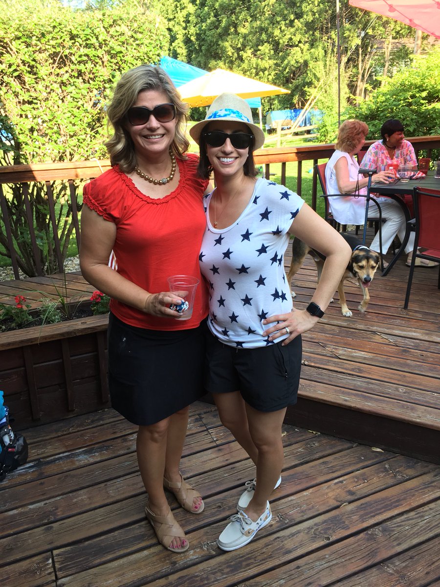 HILLARY_MINTZ's tweet image. Spent part of #Memorialday with this lovely lady @Steph__Sutton always a good time with family and friends!!