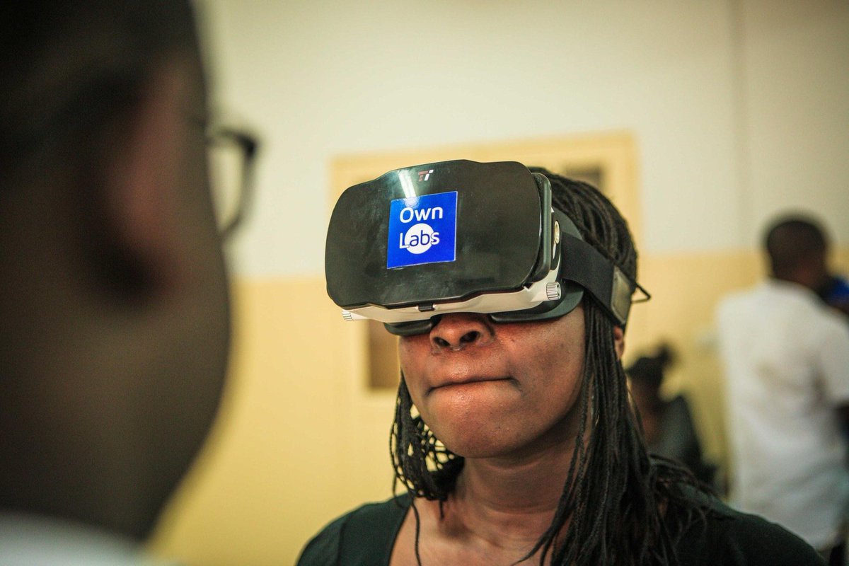 La startup sénégalaise #Ownlabs vient de remporter les Ericsson MEA Innovation Awards 2018 pour leur laboratoire scientifique virtuel. C'est une application mobile qui reproduit un laboratoire de physique, chimie et biologie en réalité virtuelle pour faire face au déficit.