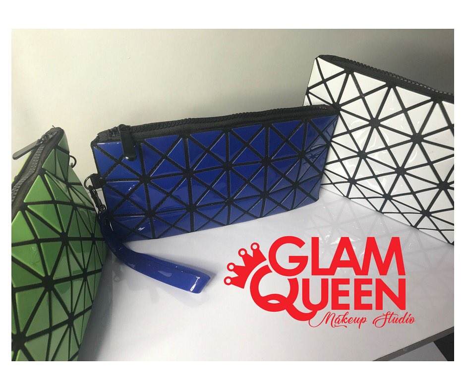 GlamQueenStudio's tweet photo. These pouch bags to keep in your makeup products. Grab one today at the studio.
#pouchbags #glamqueens https://t.co/OdxIrqlYfz