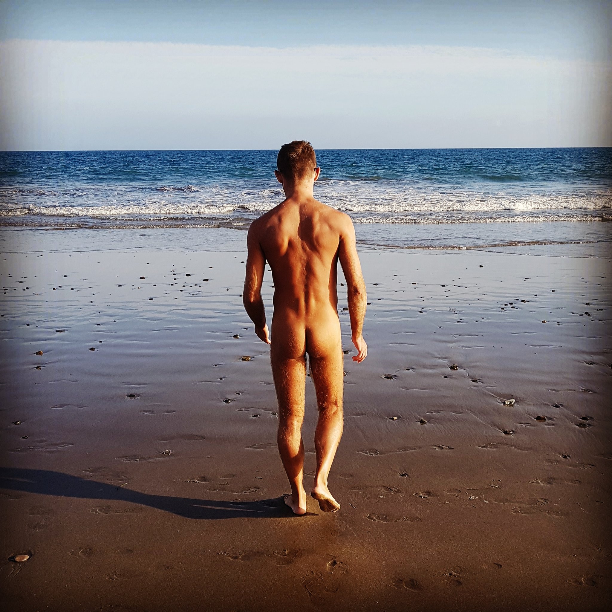 Other side of me ? https://t.co/9qrhgs9iWJ
