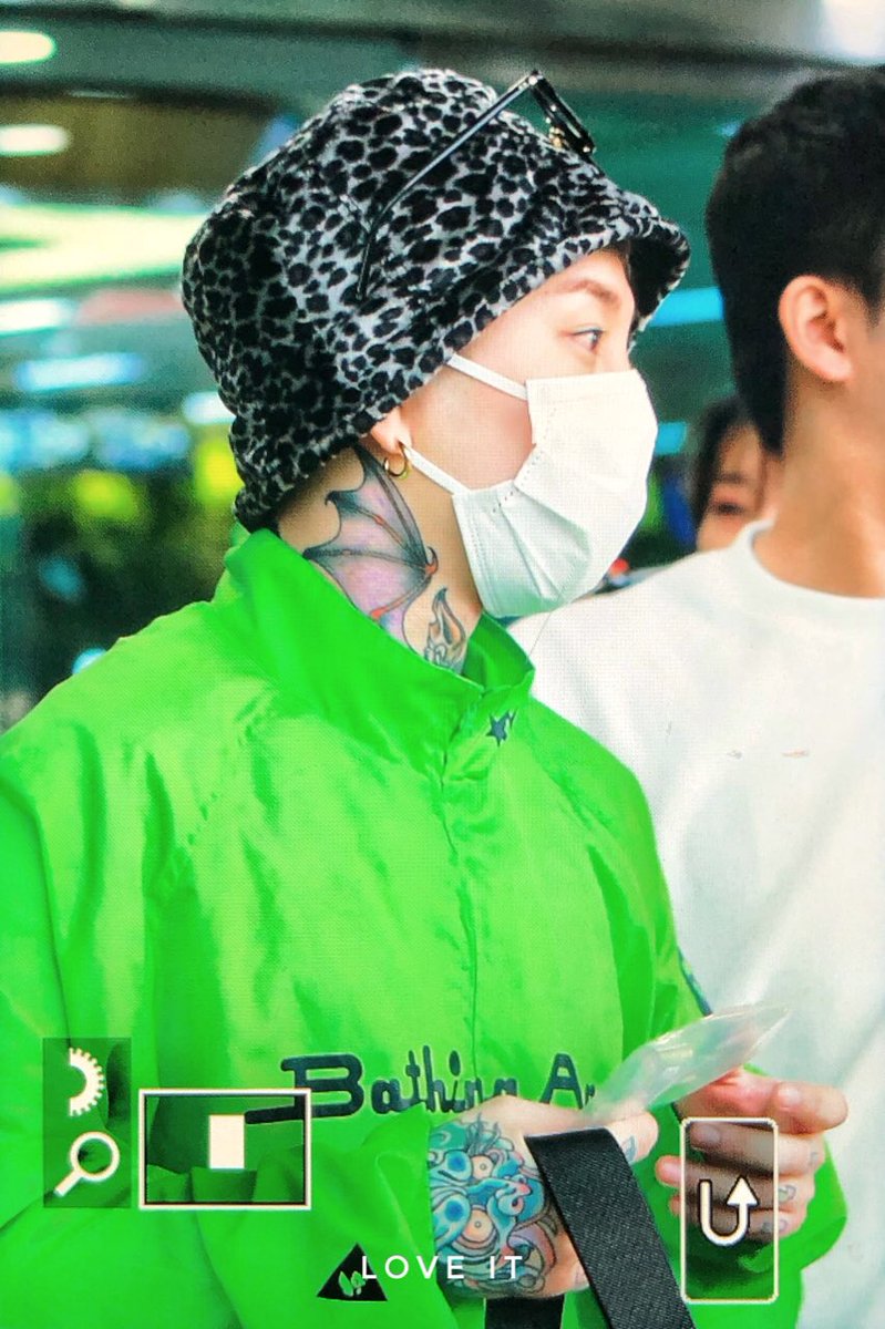 900924net's tweet photo. 180529 #블락비 #태일 #이태일 #TAEIL #テイル @BB_taeil 

고생 많았어용 💚〰️💚 https://t.co/HvxkBXIs50