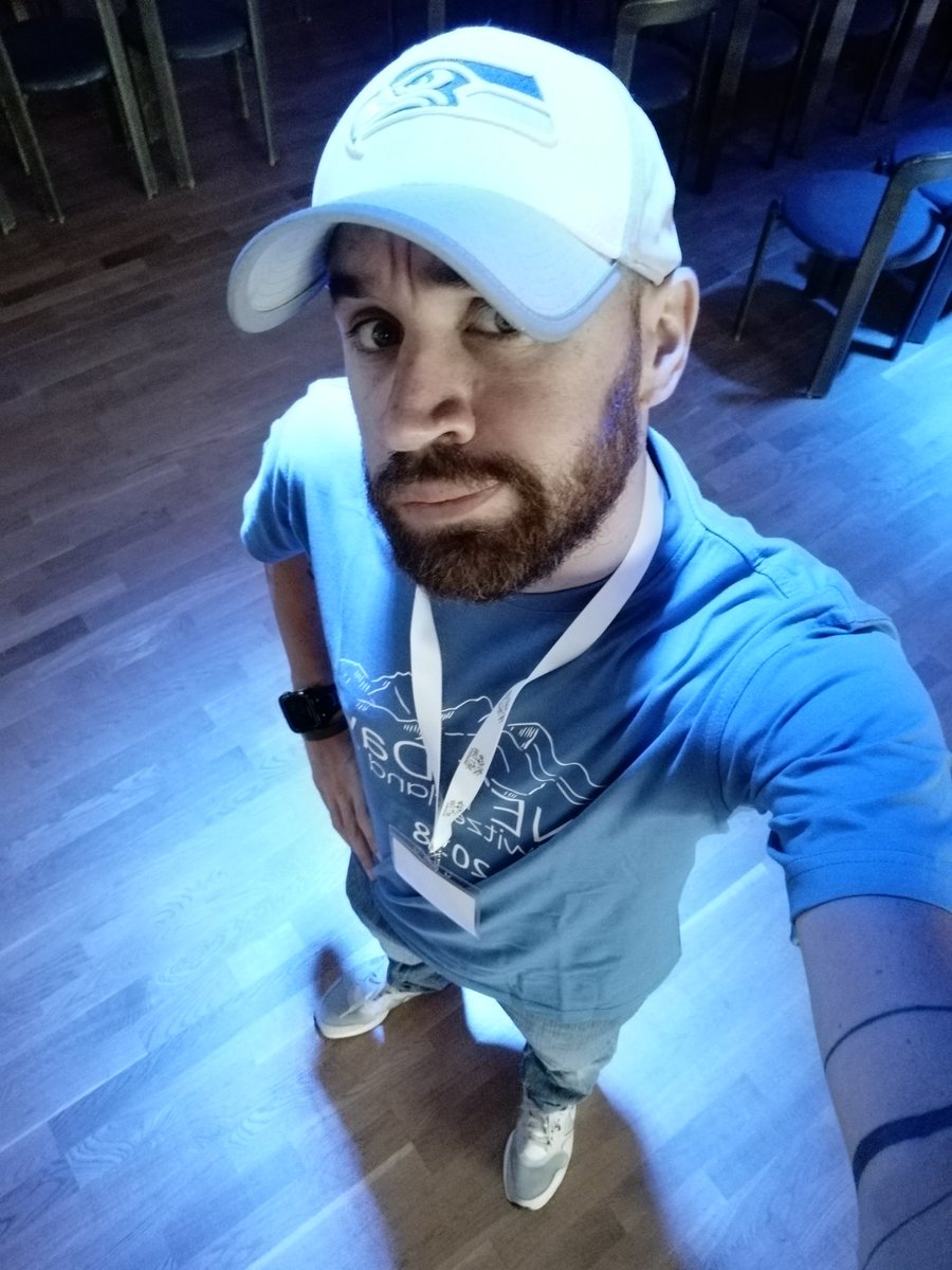 kasuken's tweet image. Hype? Yes. 😫 #dotnetday18