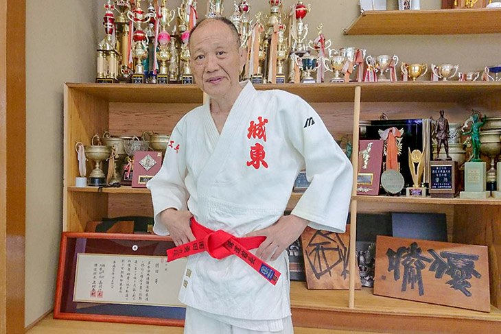 この度、本学理事 園田勇氏が柔道「九段」に昇段され、4月28日（土