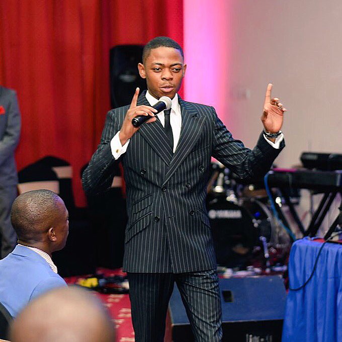 isaiahsovi's tweet photo. All you desire is WRAPPED UP in the word! Look into it! Your miracle awaits you.
#sonofmajor #millionairelifestyle #Jesus #christianity #power #grace #spirit #goodnews #gospel https://t.co/hmgfm55ydw