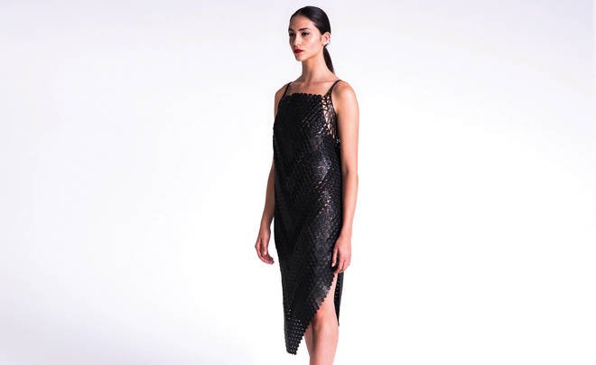 La #moda impresa ha venido para quedarse; y en #Bilbao tenemos el buen ejemplo de <a href="/commedesmachine/">CommeDesMachines</a>  y su 'artesanía digital' en #3D, nos gusta mucho su hashtag #JumpToTheFuture. ow.ly/g3e230kdQ4L vía <a href="/expansioncom/">expansioncom</a> #3dprint <a href="/biaafbilbao/">BIAAF</a> <a href="/soniafuentemoda/">Sonia Fuente</a> #coquelot