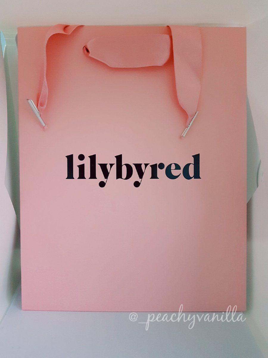 _peachyvanilla's tweet photo. #พร้อมส่ง
ถุงใส่ของ #Lilybyred ของจริงเป็นสีชมพูหวานม���กกกก น่าร๊ากกกกก~🌸🌸🌸
🍃50 ฿
📮ส่ง 30/50
💌สนใจDMมาค่าา💕
#HowtoPerfect #howtobeauty #howtoperfact #พื้นที่ขายของ #ของมันต้องมี #ของถูกและดี #ไว้ขายของห้ามรีวิวโว้ย #ถูกบอกต่อ #ถูกและดีบอกต่อ #พร้อมส่งเปย์สิ https://t.co/tn7hNEaUk1