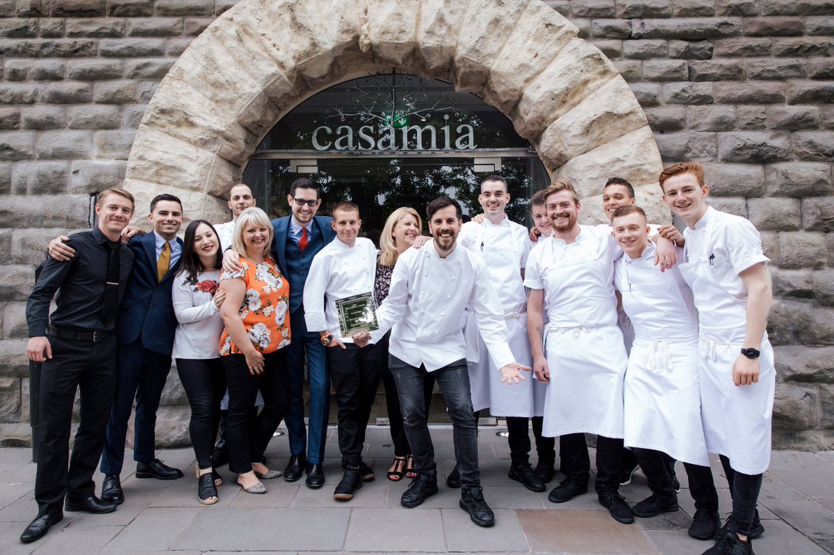 SquareMeal's tweet image. CALLING ALL FOODIES 📣📣📣

The SquareMeal #UKHot100Restaurants list is OUT 😲 read the full list + get to know this year's winner @Casamia_ better, a huge well done! 👏 bit.ly/2IKNWSF
