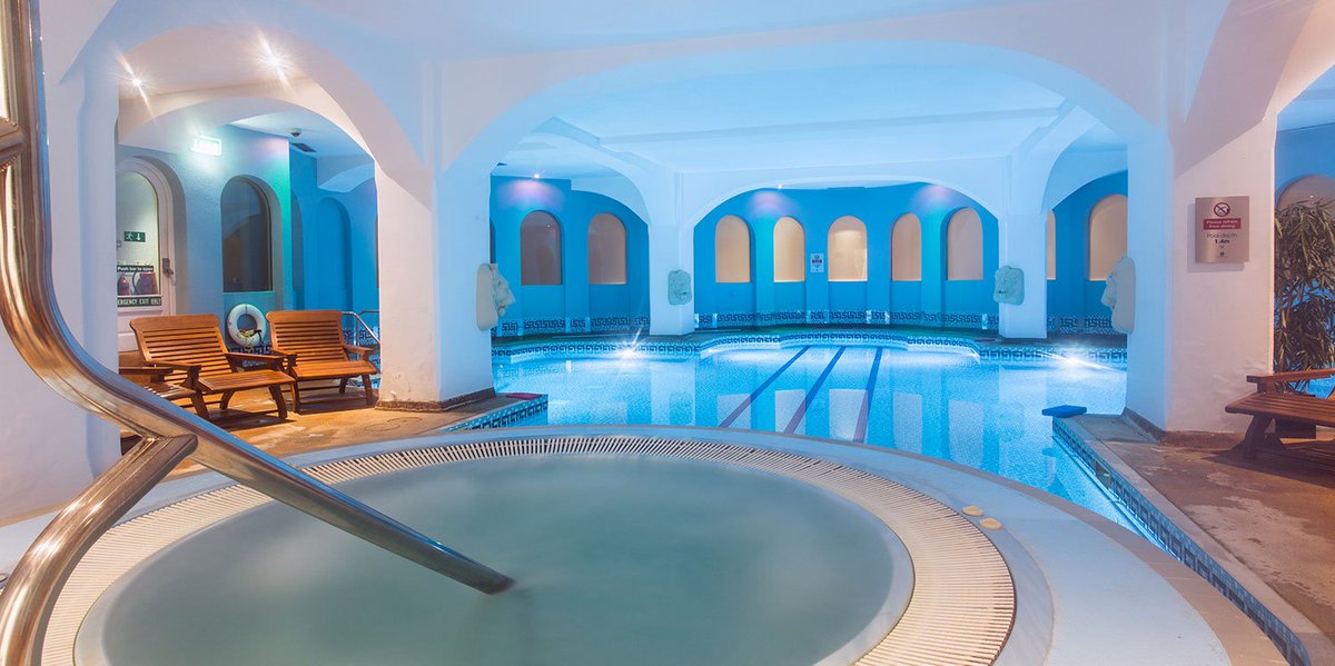 GoodSpaGuide's tweet photo. This week's #spaoftheweek is @HoarCrossHall  in #staffordshire https://t.co/YreAMisoM7 https://t.co/34CfpKnErU