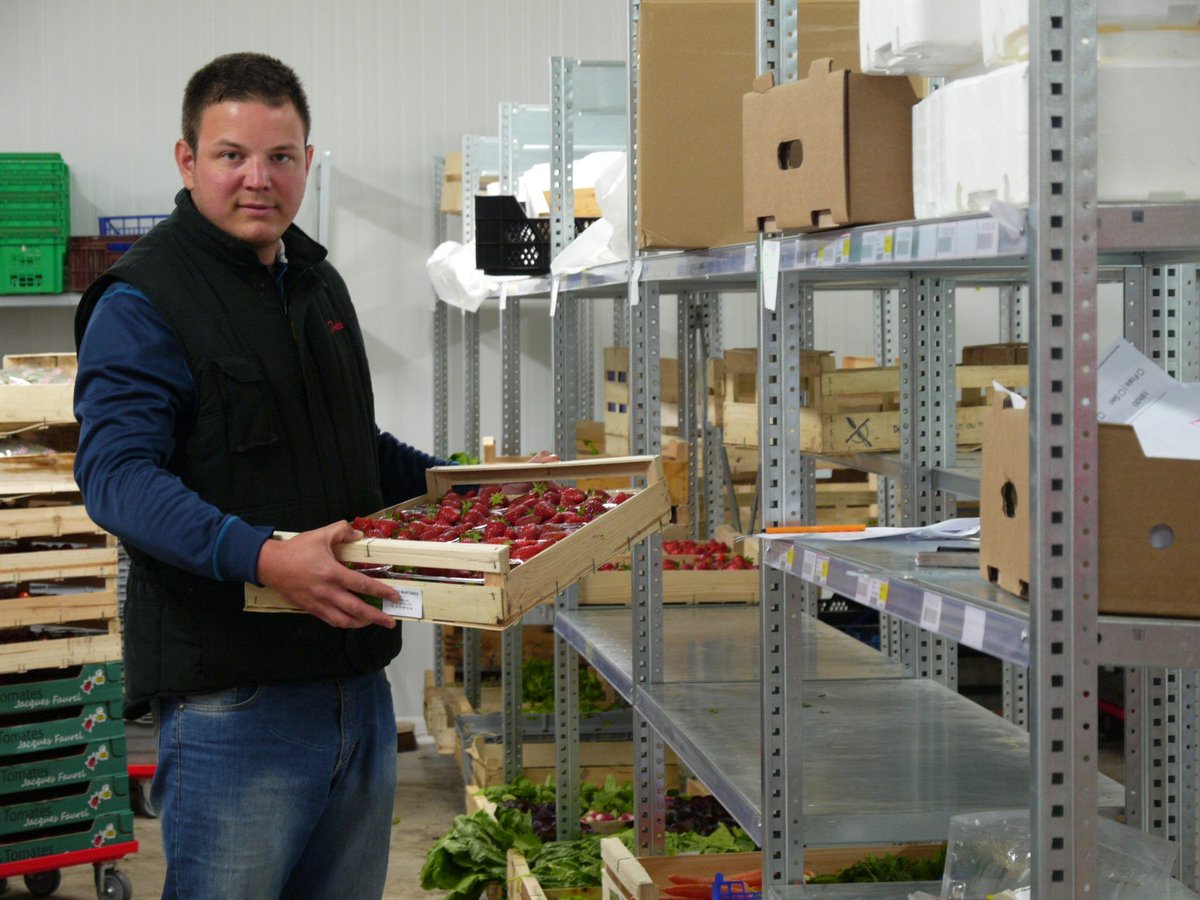 PhilippeCornet's tweet photo. Le drive au service des petits producteurs locaux
https://t.co/ZPasAI8TIb https://t.co/TxTpzX6jOc