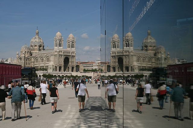 The other side

#mucem #massilia #marseille #france #bouchesdurhone #reflections #mirror ift.tt/2xpVp4g